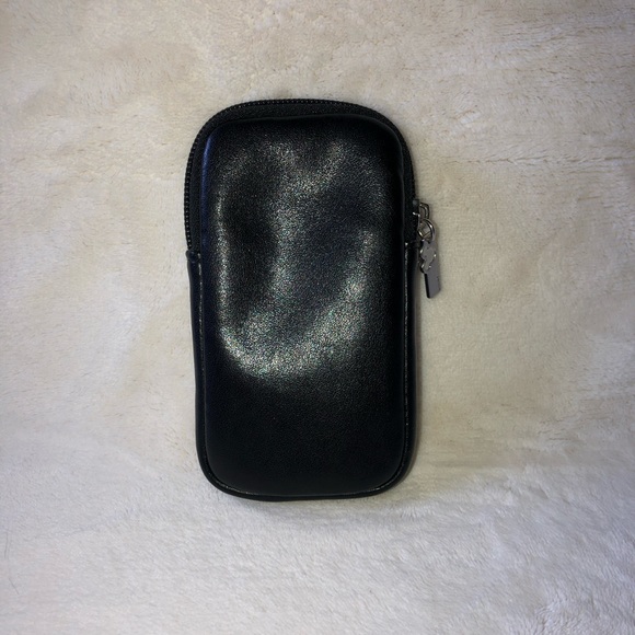 Disney Accessory Pouch - Picture 2 of 4